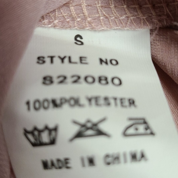 Solution Swiss Dot Blouse size small - Picture 3 of 5